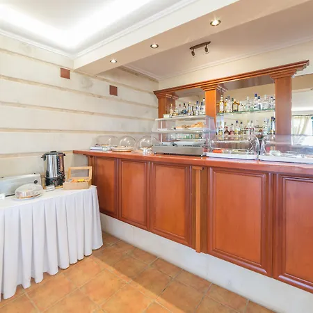 Aparthotel Andreolas Luxury