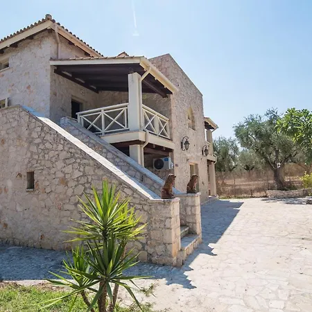 Elianthos Stone Apartment *