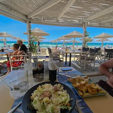 Venus Resort *
