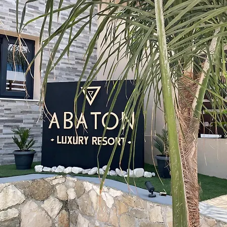 Aparthotel Abaton Luxury 3*