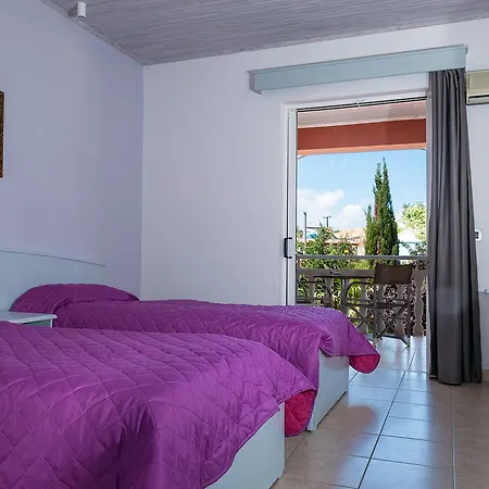 Tom & John Center Aparthotel Tsilivi (Zakynthos)