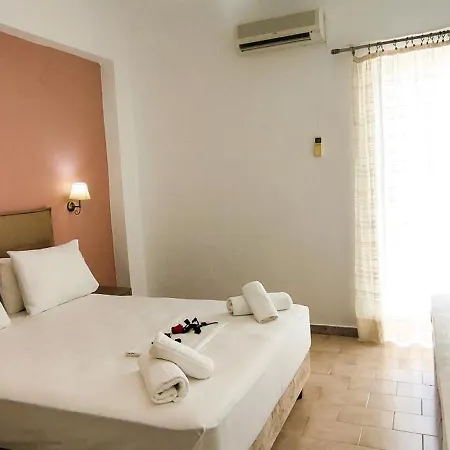 Ragias Studios Apartment *