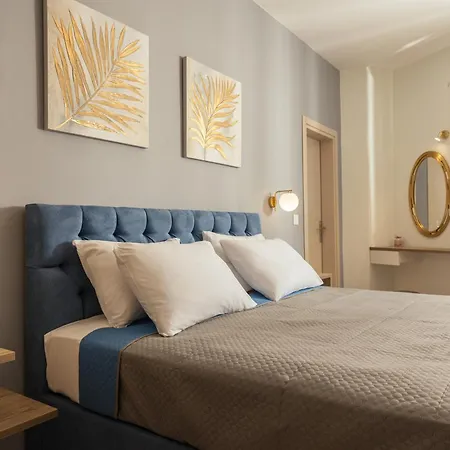 Koukos Loft Aparthotel 3*