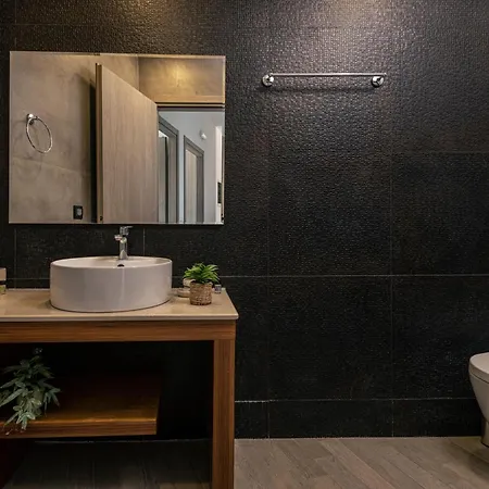 Katsaros Luxury Apts Ii 5 Min Walk To Appartement