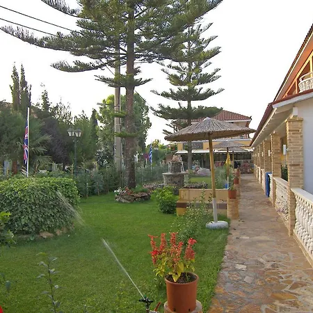 Tom & John Center 4* Tsilivi (Zakynthos)