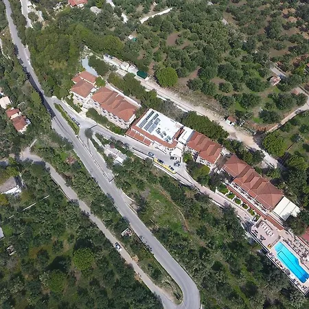 Zante Aparthotel 3*