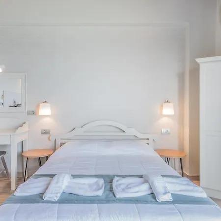 Filoxenia Apartment *
