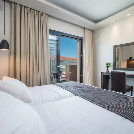 Aparthotel Abaton Luxury 3*