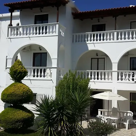Appartement Rodis *