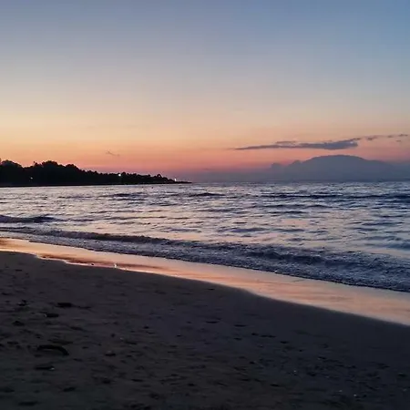 E Mare & Villa *