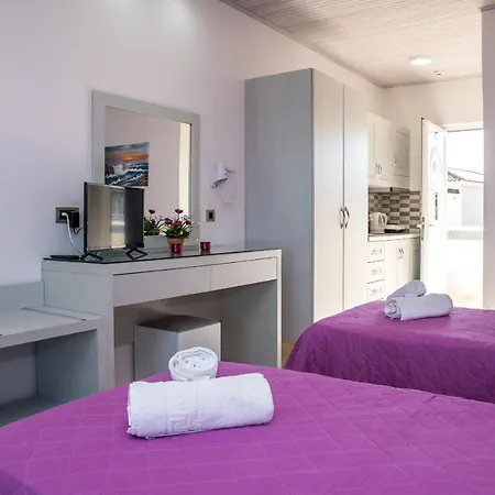 Tom & John Center Aparthotel Tsilivi (Zakynthos)