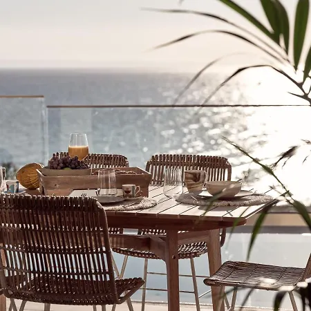 Uparati - Hilltop Sea View Retreat Villa *
