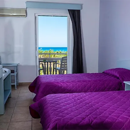 Tom & John Center 4* Tsilivi (Zakynthos)