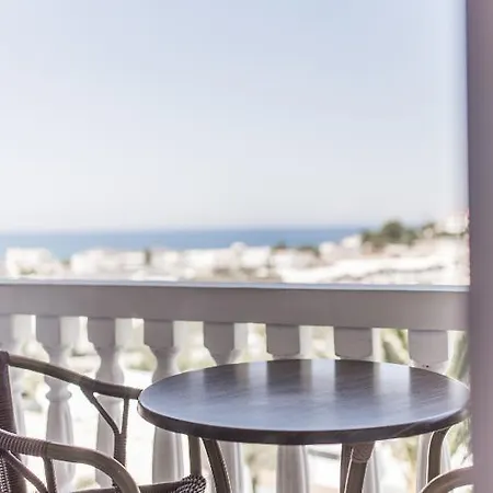 Zante Calinica & Hotel 3*