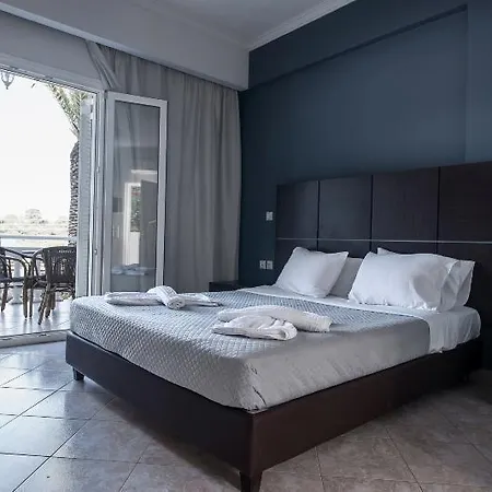 Hotel Zante Calinica & 3*
