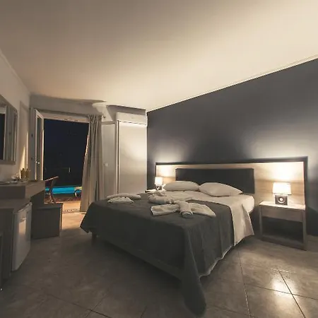 Hotel Zante Calinica & 3*