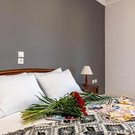 Dinos Hotel 3*