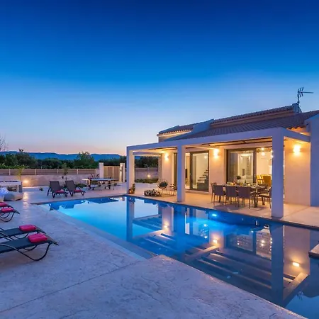Villa Anemona By *