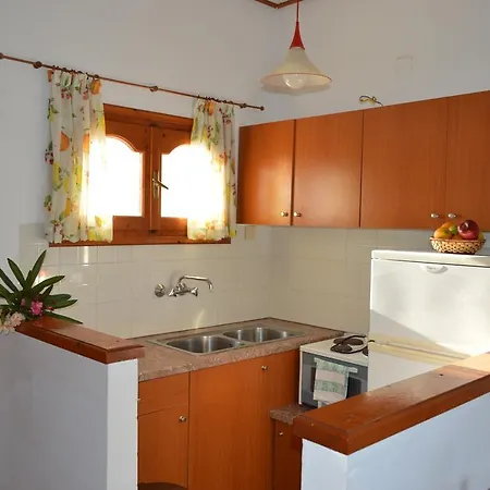 Apartment Limanaki *