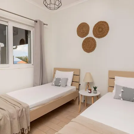 Villa Sea Breeze