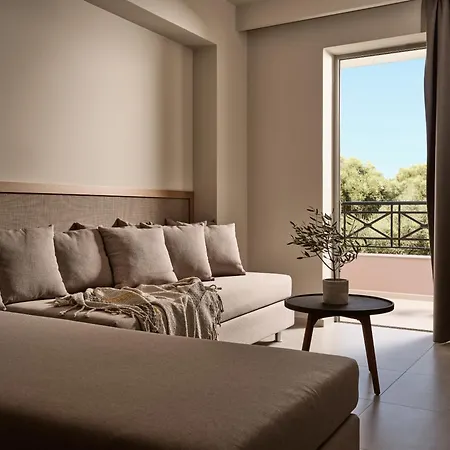 Alamis & Aparthotel