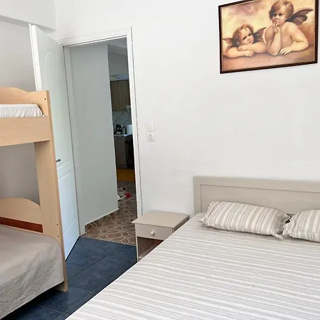 Julia Apartment *