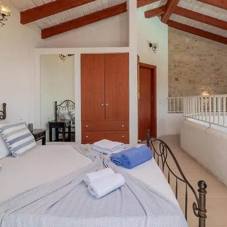 Ionian Zante Nout 200 M From The Beach Villa