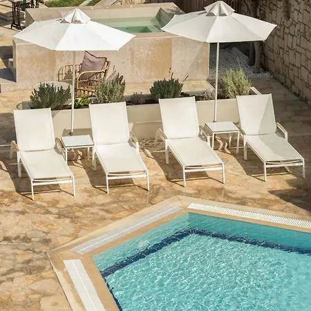 Aparthotel Erietta 4*
