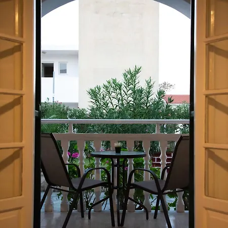 Manao Summer House