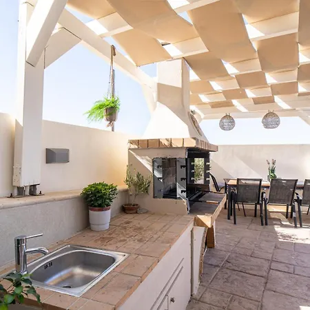 Kondarini - Stunning Sea Views, 290m From The Beach, By Zantewize