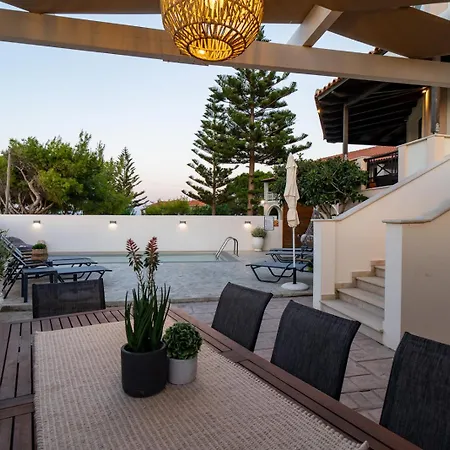Kondarini - Stunning Sea Views, 290m From The Beach, By Zantewize Villa *