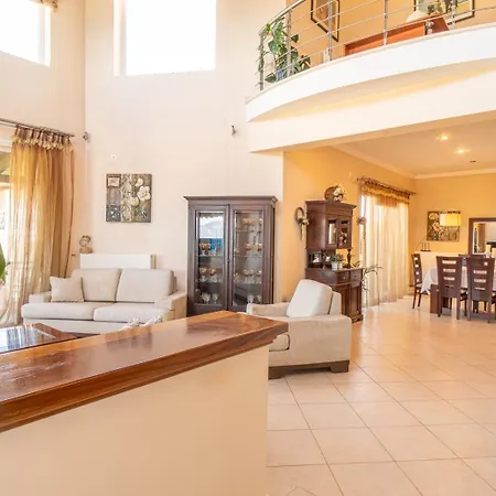 Villa Kondarini - Stunning Sea Views, 290m From The Beach, By Zantewize *