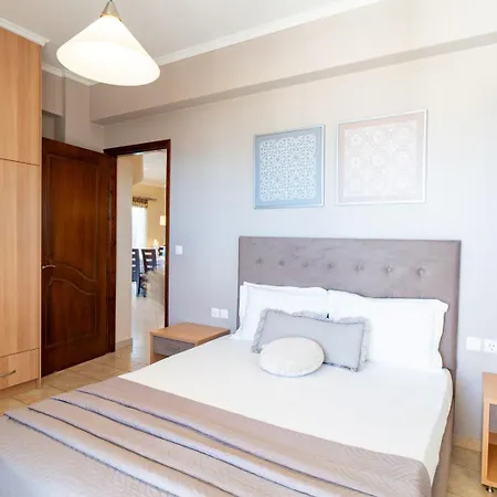 Kondarini - Stunning Sea Views, 290m From The Beach, By Zantewize