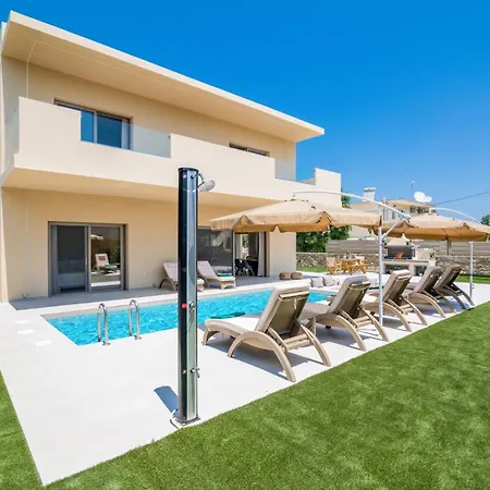 Villa Almo By