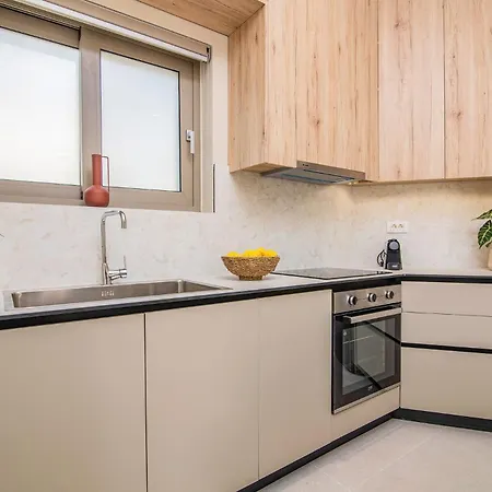 Alcova By Villa *