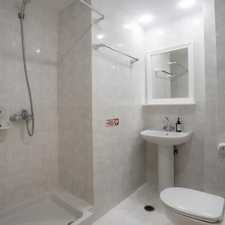 Aparthotel Alamis &