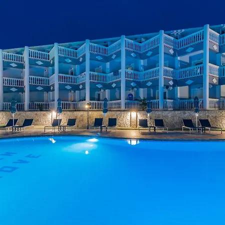 Callinica Hotel 2*