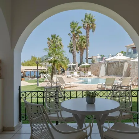 Aparthotel Erietta 4*