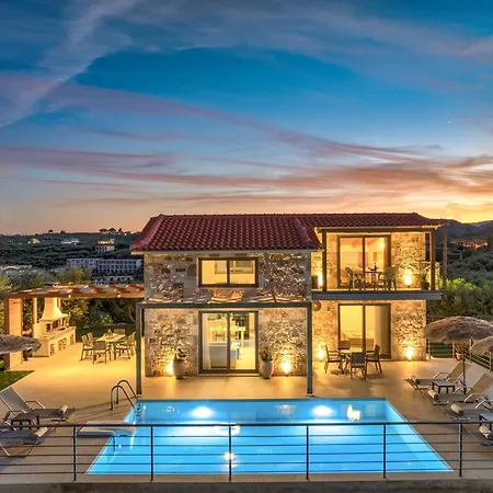 Fellenza - Pool By The Sea With Stunning Sunriseview Villa *