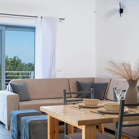 Fellenza - Pool By The Sea With Stunning Sunriseview