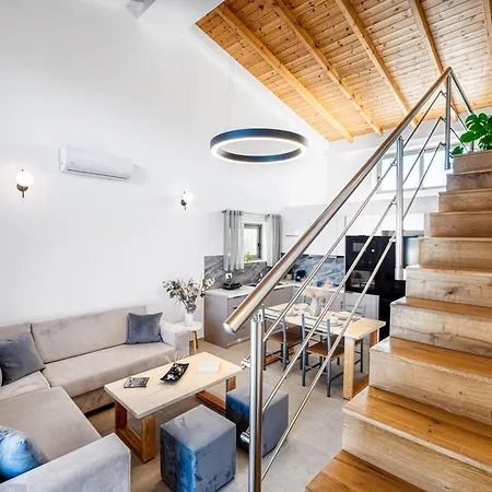 Villa Fellenza - Pool By The Sea With Stunning Sunriseview