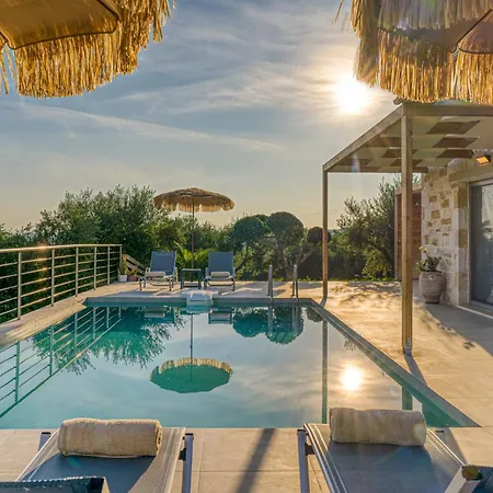 Villa Fellenza - Pool By The Sea With Stunning Sunriseview *