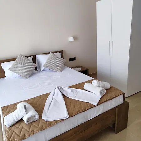 Apartment Yanna &