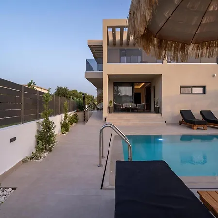 Diamond With Swimming Pool In Villa Tsilivi (Zakynthos)