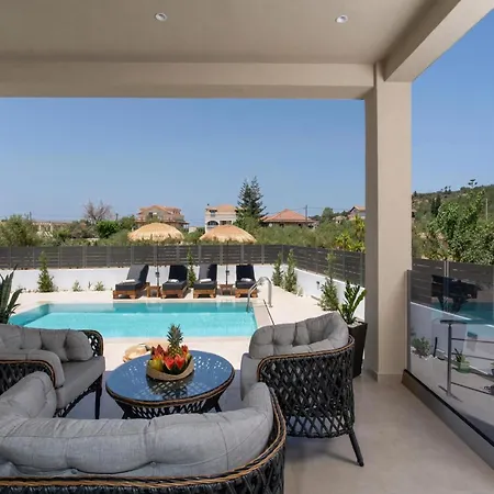 Diamond With Swimming Pool In Villa