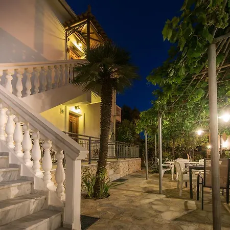 Mavrias Complex Apartment