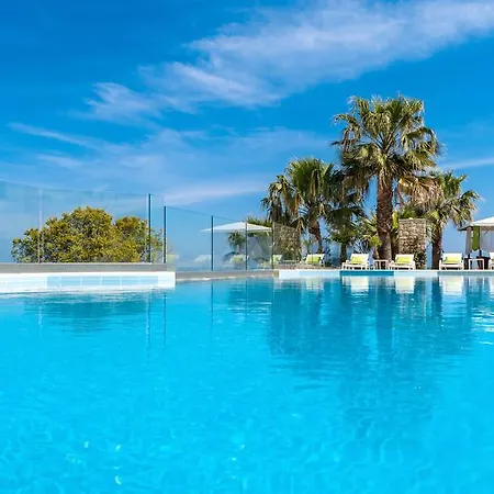 Aparthotel Erietta 4*