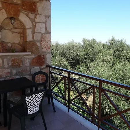 Fioro Stone House Holiday home