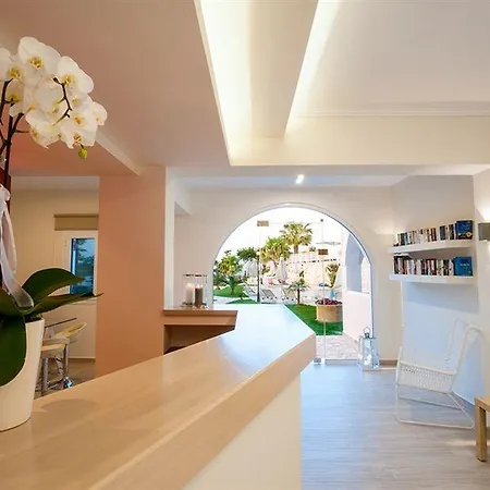 Erietta Aparthotel
