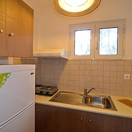 Apartment Eleni *